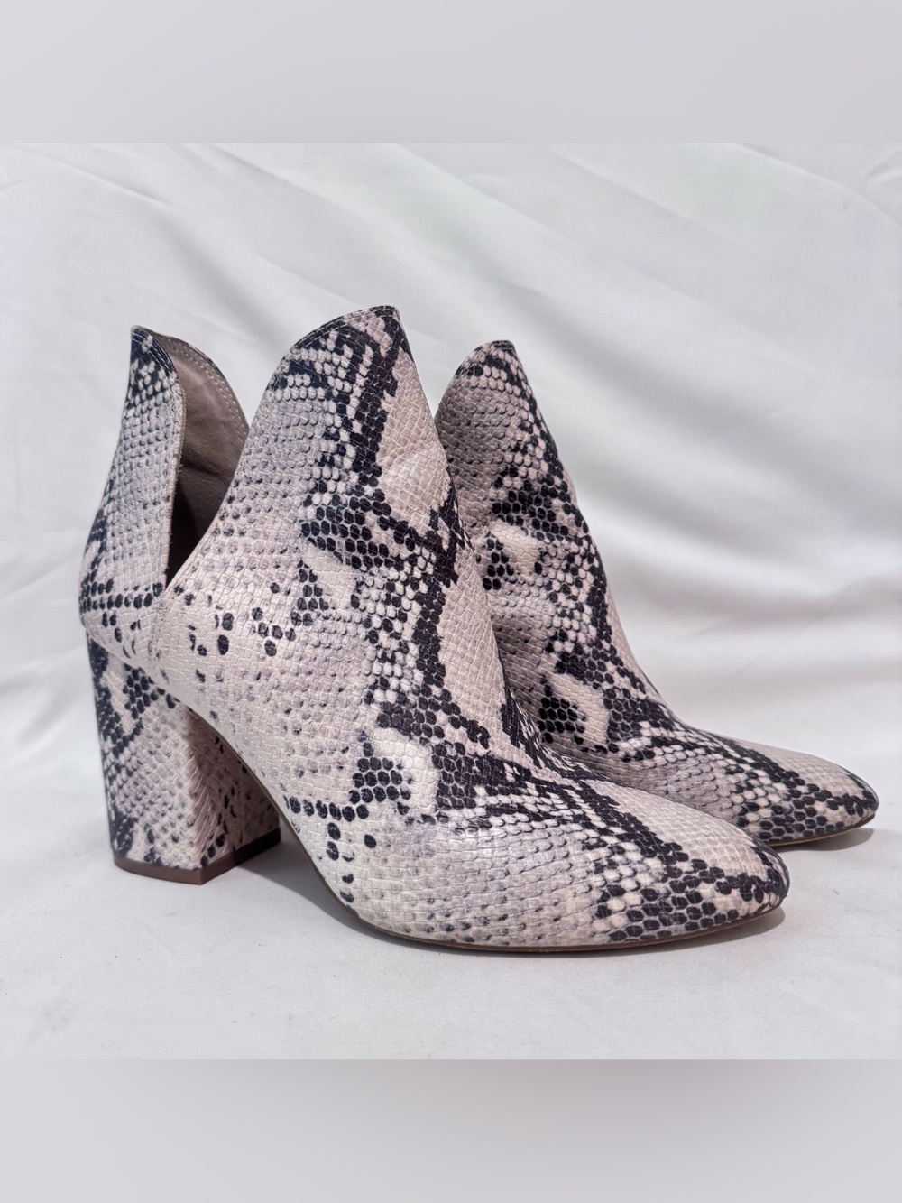 Steve Madden Rookie Faux Snakeskin Embossed Block Heel Ankle Boots Sz 8.5 Y2K